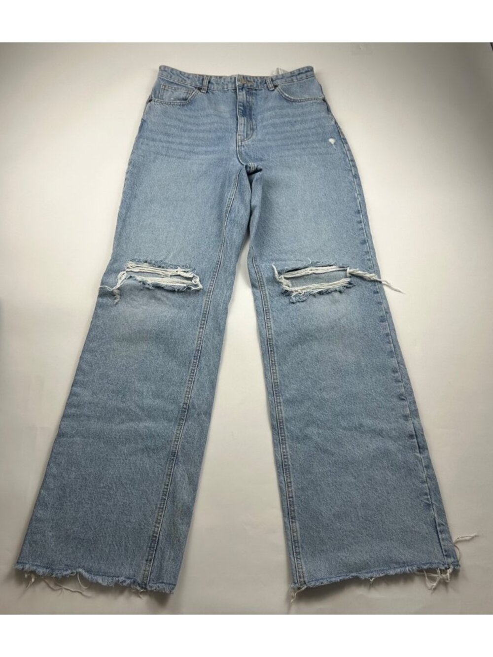 EXTRA LONG Zara Light Wash Distressed Denim High Rise Wide Leg Jeans 8